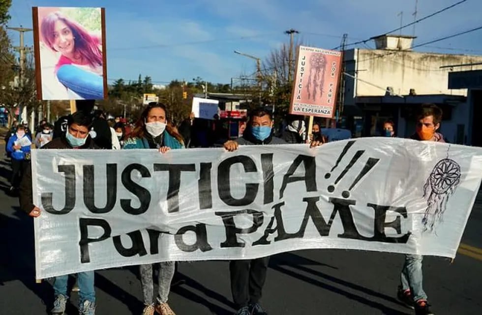 Pedido de justicia por Pamela Nieto en La Falda. (Foto: Facebook / Silvina Pereyra).