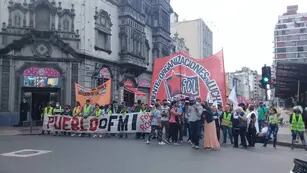 Corte de tránsito en la Plaza Sarmiento de Rosario