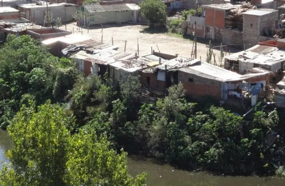 Se discutirá qué hacer con las villas y asentamientos precarios de la zona.