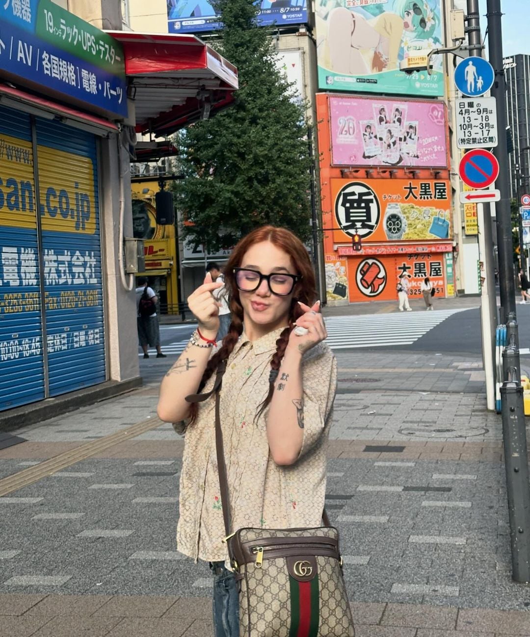 Ángela Torres durante su viaje en Tokio, Japón