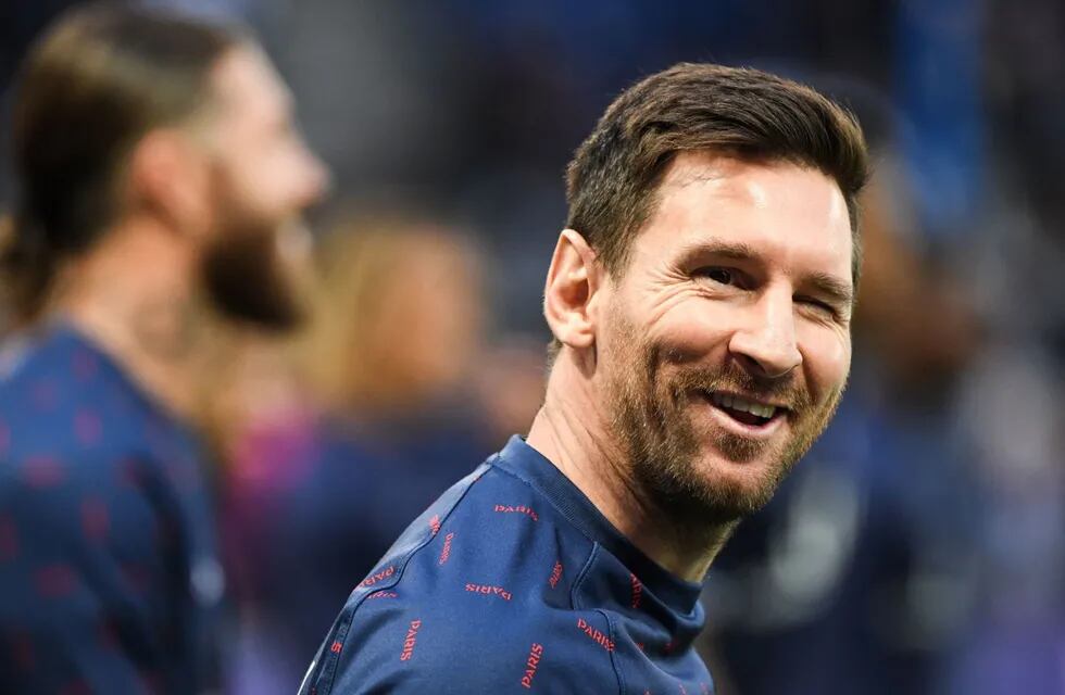 Lionel Messi continuará una temporada más en PSG.