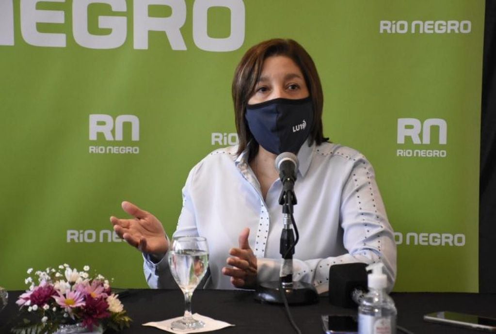 Arabela Carreras se reuniò con el ministro Daniel Arroyo (web).