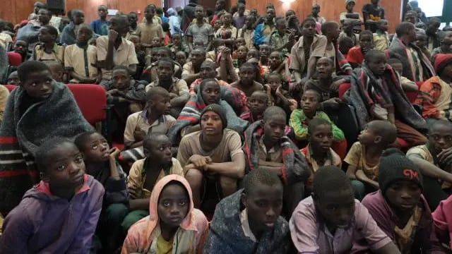 Más de 40 personas secuestradas en un internado de Nigeria