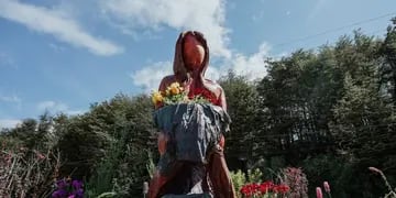 Nuevo Monumento a la Mujer en la ciudad de Ushuaia.