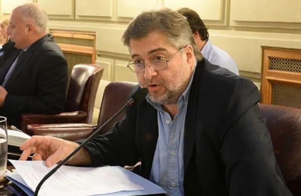 Roberto Mirabella, uno de los hombres fuertes de Omar Perotti, volvió a criticar a la administración de Miguel Lifschitz (web)