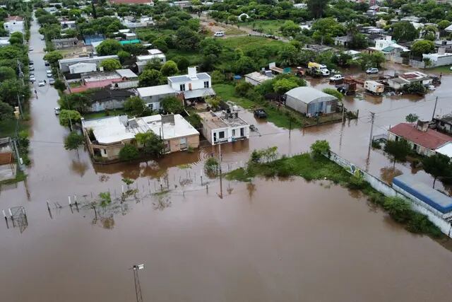 Lluvias en Córdoba: declararon el estado de emergencia en Obispo Trejo por la inundación.