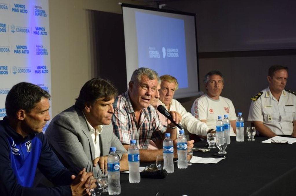 Presentación de las Copas de Verano en Córdoba, Talleres-Belgrano, Instituto-Racing.