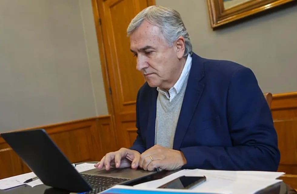 El gobernador de Jujuy, Gerardo Morales, destacó el talento latente en la juventud jujeña y alentó su incursión en el mundo digital.