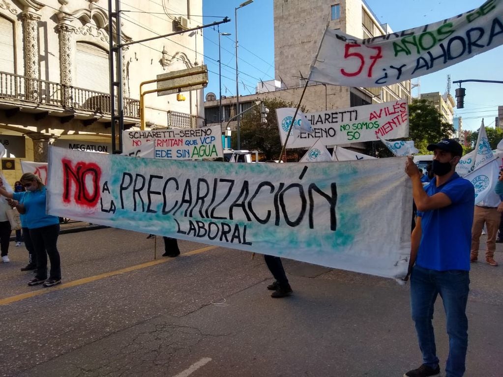 Los trabajadores se manifestaron tras no llegar a un acuerdo con el Estado Municipal de Carlos Paz.