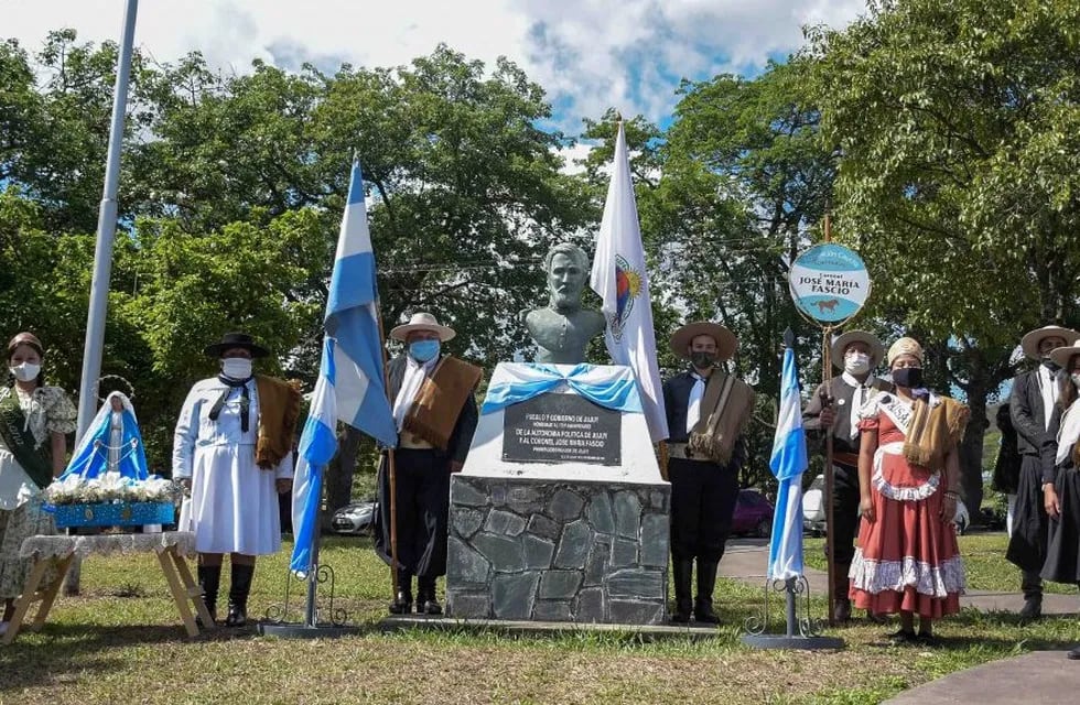Con un sencillo acto se celebró un nuevo aniversario de la emancipación política de la Provincia de Jujuy, honrando a la vez la memoria del primer gobernador, José María Fascio. (Archivo Vía Jujuy)
