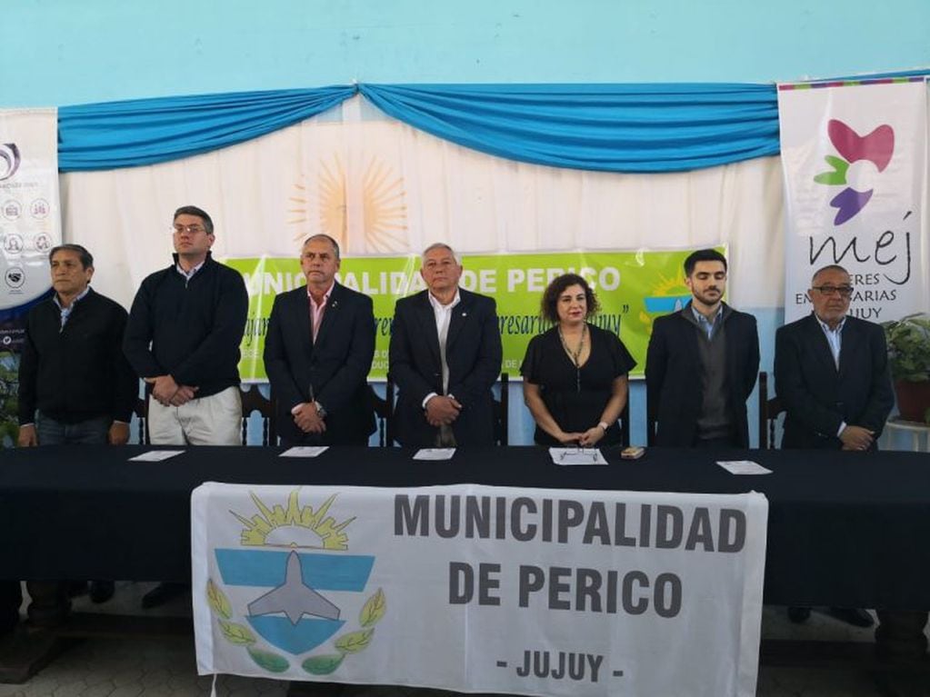 Acto protocolar del encuentro de Mujeres Emprendedoras de Jujuy