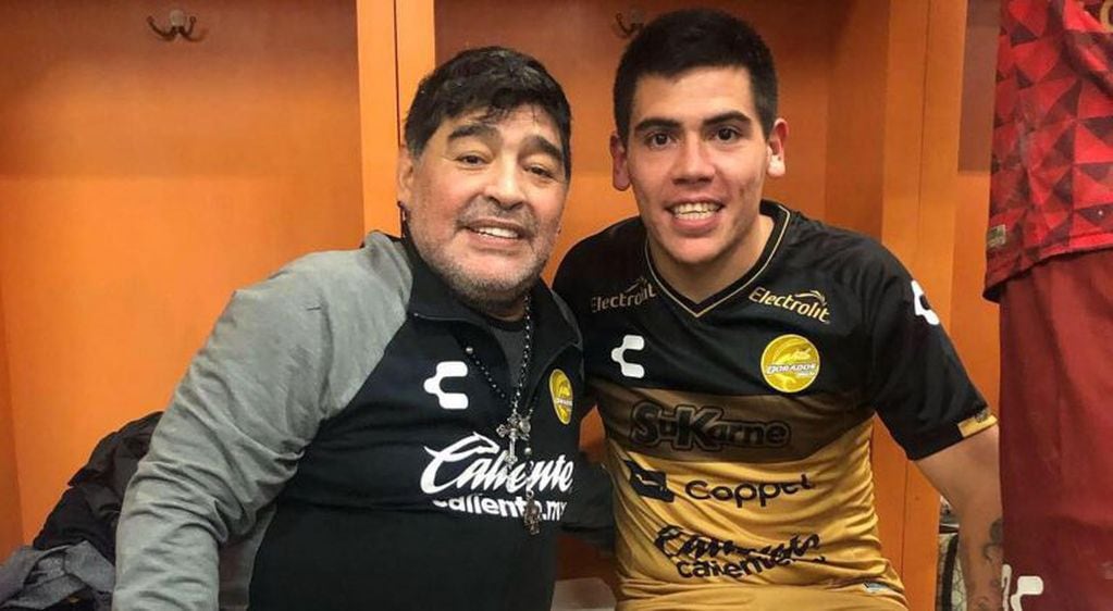 Gustavo Canto con Diego Maradona