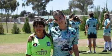 Madre e hija que son rivales en el fútbol sanjuanino