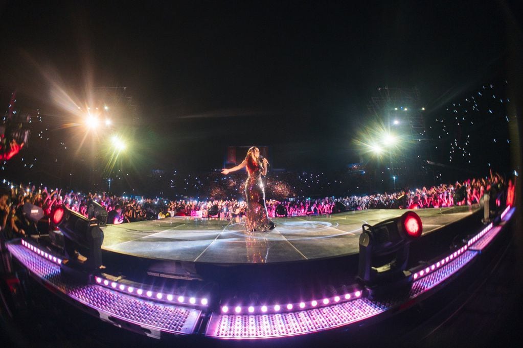 Lali Espósito durante su show en Vélez. (Gentileza Lauría Entertainment)