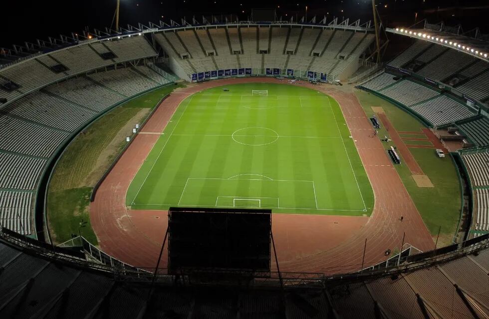 El campo de juego del Kempes, impecable para la final de la Sudamericana.