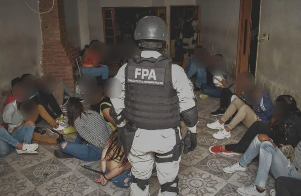 En Maldonado, 88 personas participaban de una fiesta tipo "after" y fueron detenidas.