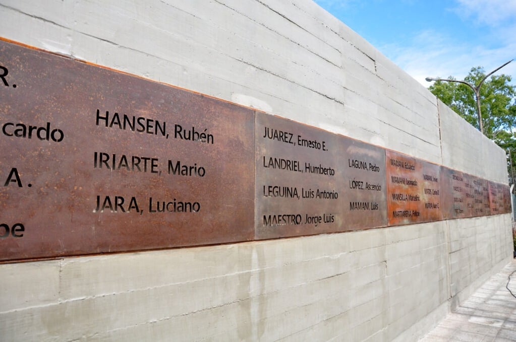 Cenotafio que honra a los 649 caídos en la guerra de 1982 en el Atlántico Sur, emplazado en el barrio Islas Malvinas de la capital jujeña.