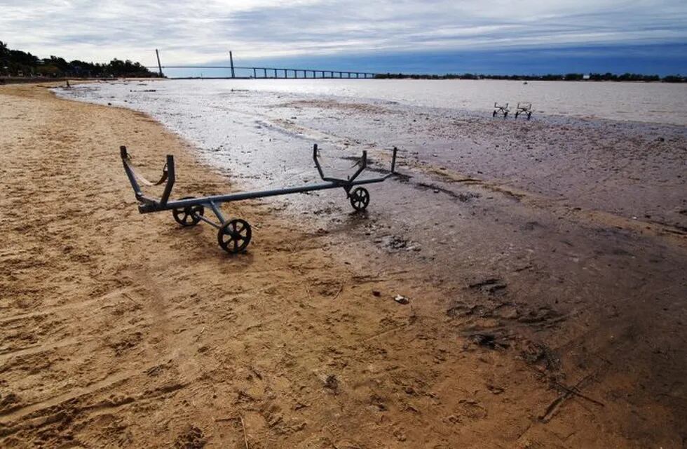 La bajante del río Paraná pone en peligro la temporada náutica (Juan José García)