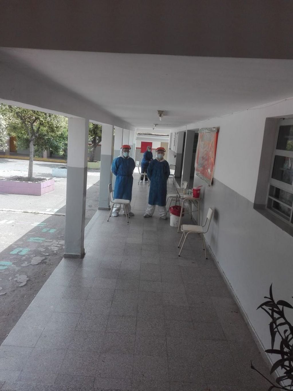 La Calera: operativo hisopados y testeos en la escuela San Martín.