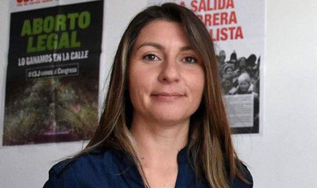 Gloria Sáez, inscrita en primer lugar como candidata a diputada nacional del frente ''Izquierda Unida''.