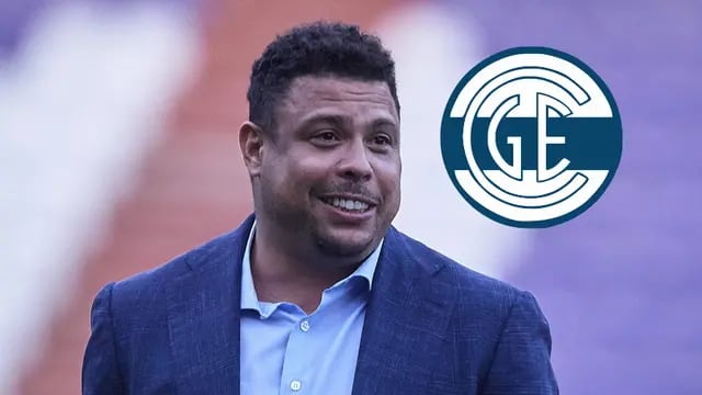 Ronaldo posó con una particular camiseta de Gimnasia de La Plata y los hinchas del Lobo enloquecieron.