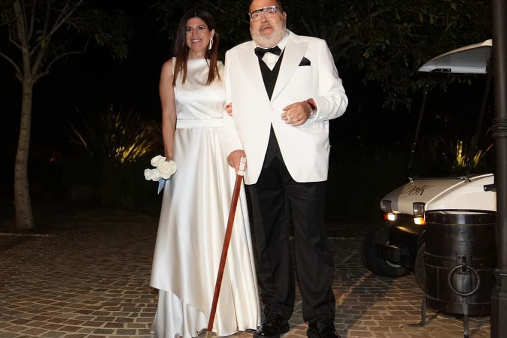 Jorge Lanata y Elba Marcovecchio se casaron por iglesia y civil. (Juani Tesone/ Clarín)