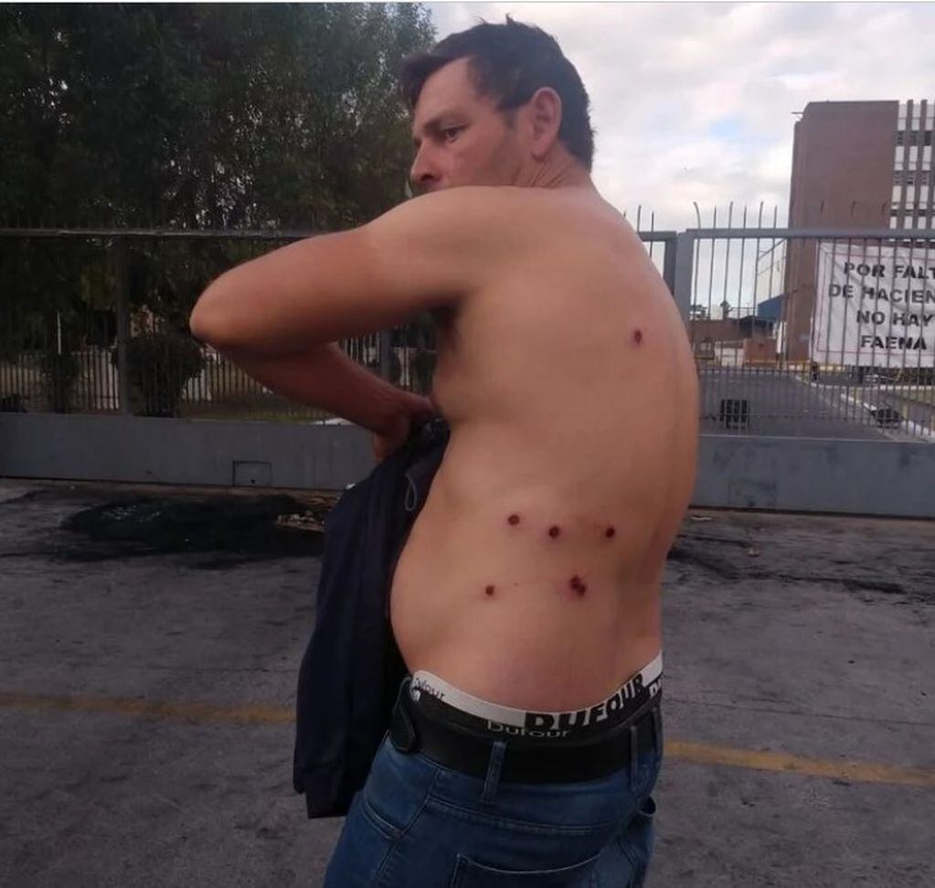 La policía de Buenos Aires reprimió a los trabajadores en Quilmes