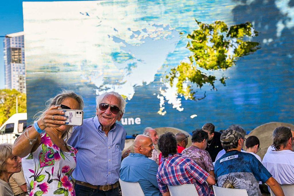 Tierra del Fuego acompañó la inauguración de un nuevo monumento a Malvinas en Buenos Aires