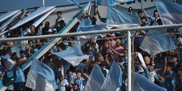 Racing de Nueva Italia y su ilusión viajaron a Santiago del Estero para intentar el batacazo ante River por Copa Argentina