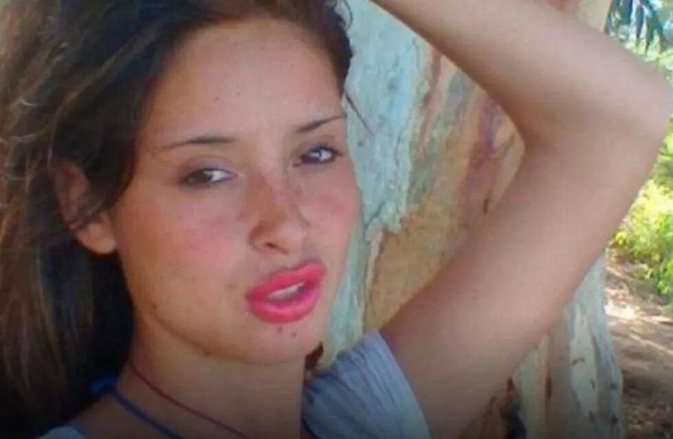 Talía Recabarren tenía 16 años cuando su novio, Ángel Morales, la asfixió y abandonó su cuerpo en un descampado.
