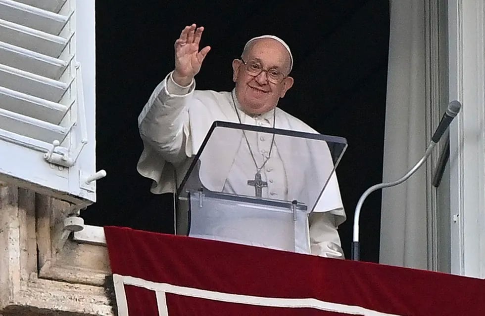 El Papa agradeció a acreditados en el Vaticano la “delicadeza” al cubrir escándalos de la Iglesia.