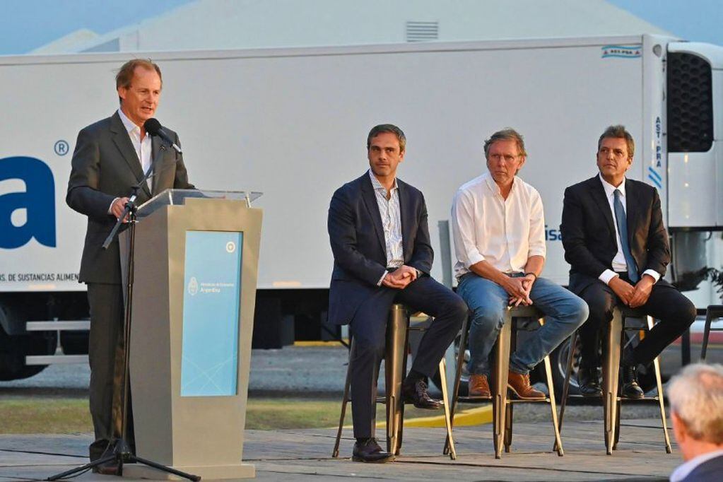 De izquierda a derecha: Gustavo Bordet, Guillermo Michel, Juan José Bahillo y Sergio Massa.