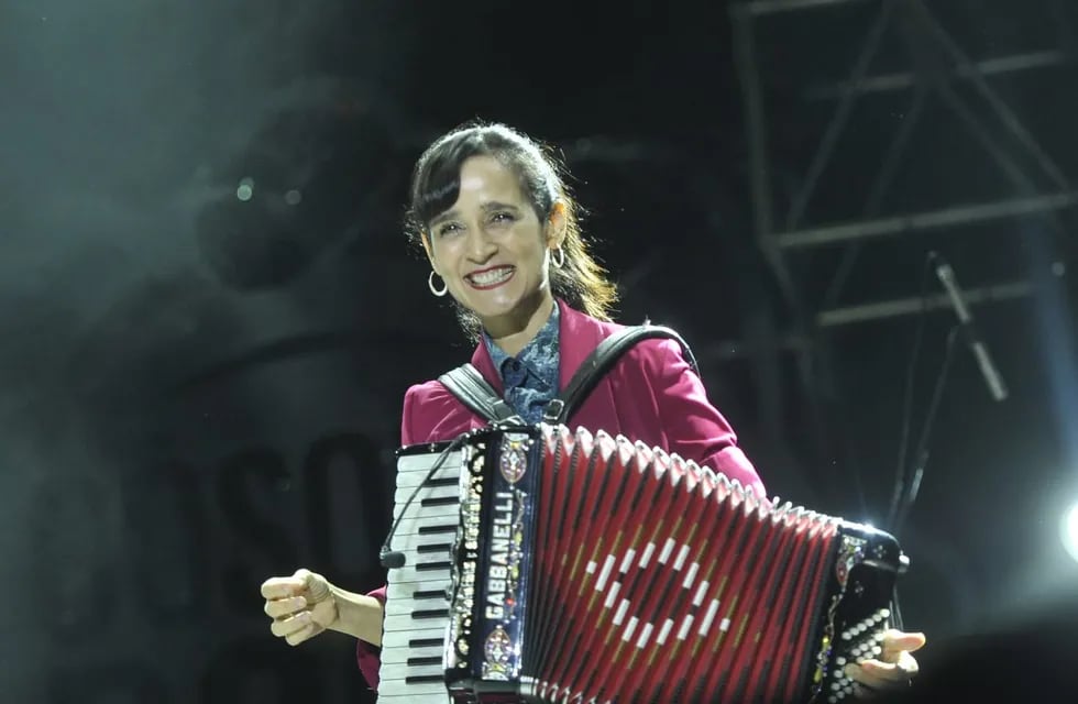 Julieta Venegas.