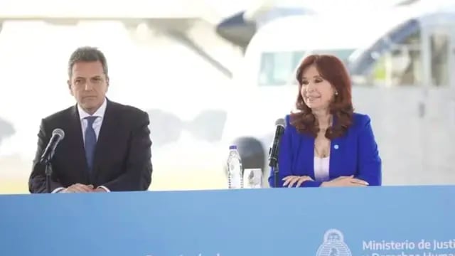 Cristina Kirchner junto a Sergio Massa