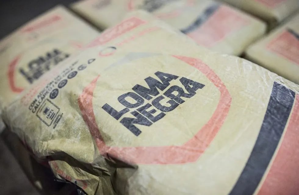 La crisis en números: las ganancias de Loma Negra cayeron 47% en 2018. (BLOOMBERG)