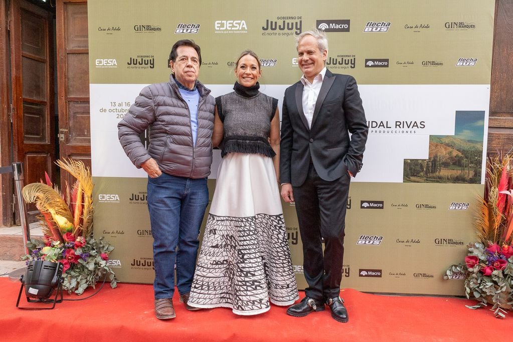Tulia Snopek junto a destacados diseñadores argentinos en JAFW