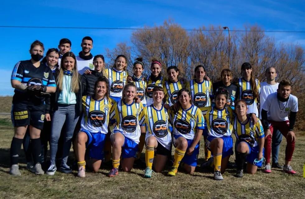 Comenzó el campeonato de fútbol femenino en Coronel Rosales