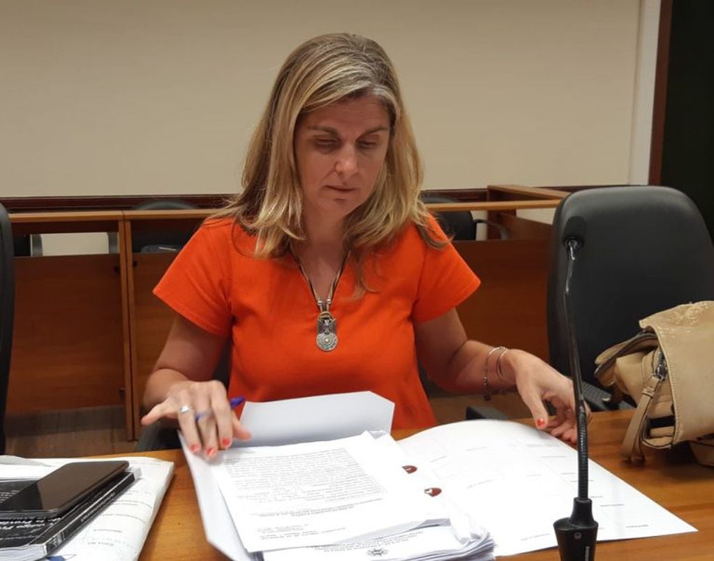 La fiscal Ana Laura Gioria está a cargo de la instrucción del triple crimen de barrio Scarafía. (Prensa MPA)