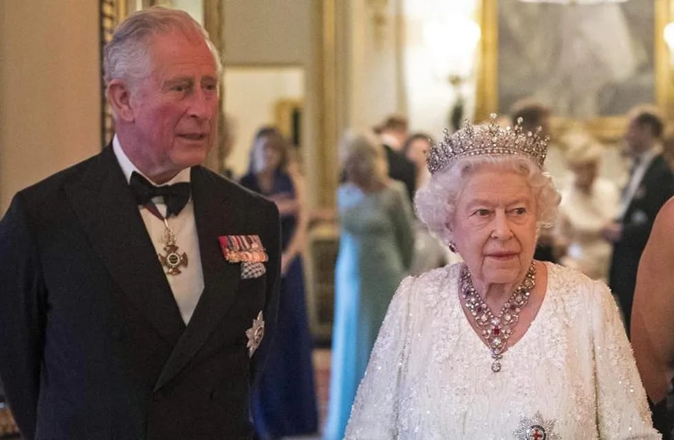 Carlos III será coronado como rey de Gran Bretaña y se aguardan por los detalles del funeral de la reina.