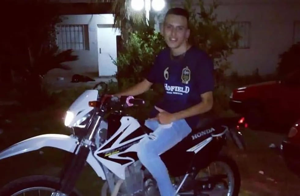 Leonel Candelieri fue baleado cuando dos delincuentes quisieron robarle la moto. (Facebook)