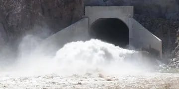  La limpieza del año pasado no generó cortes en el servicio de agua potable. (Archivo / Los Andes)