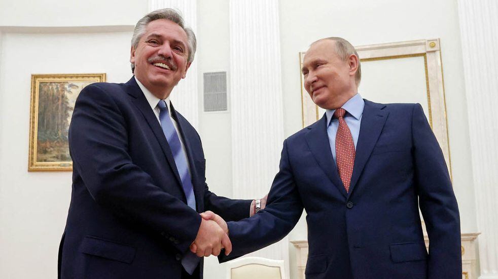 La agencia de noticias rusa, Sputnik, habló de una "traición" de Alberto Fernández a Vladimir Putin.