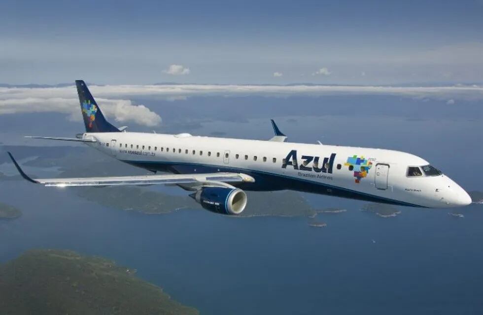 Azul asignará un Airbus 320 con capacidad para 118 pasajeros. (Facebook)