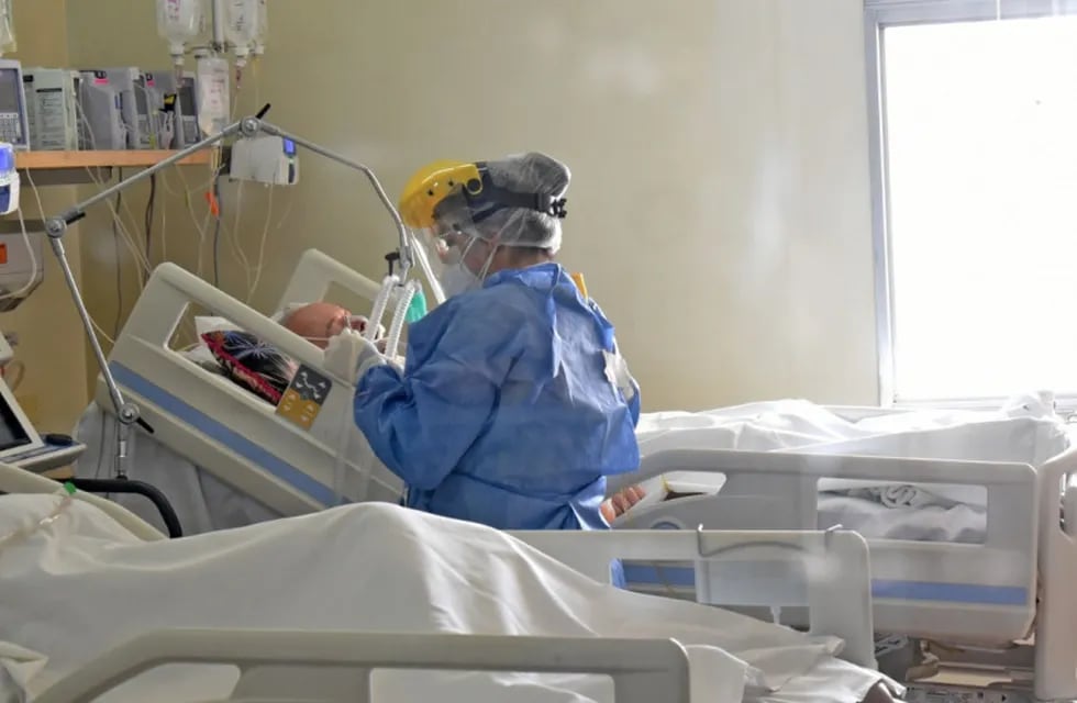 El Hospital El Carmen de Mendoza está a un 65% de su capacidad en relación a camas UTI. /Imagen ilustrativa