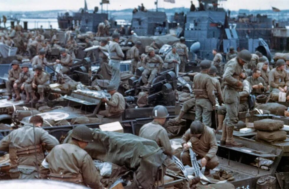Foto coloreada del desembarco en Normandía