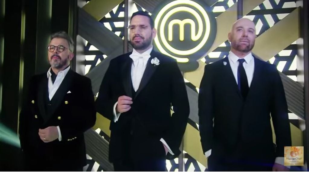 Los chefs sorprendieron con su elegancia en la gala final