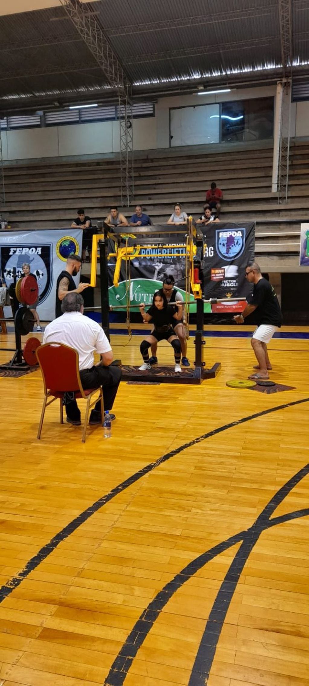 Puerto Iguazú: realizaron una competencia provincial de powerlifting.