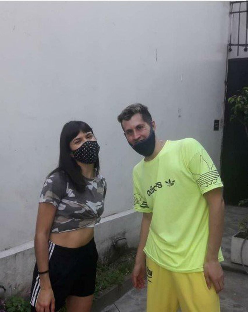 Julieta Anton y el atacante (Foto: Clarín)