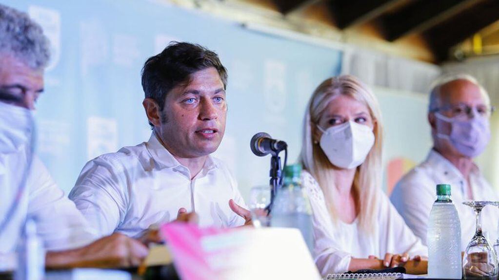 Axel Kicillof indicó que el 1 de marzo vuelve la presencialidad "cuidada y gradual" a las aulas