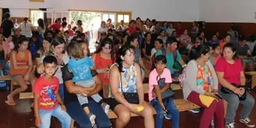 Inicio de clases en Puerto Libertad: el municipio entregó kits escolares